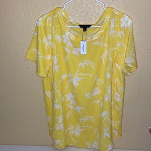 Banana Republic. Yellow/White Floral Women Top